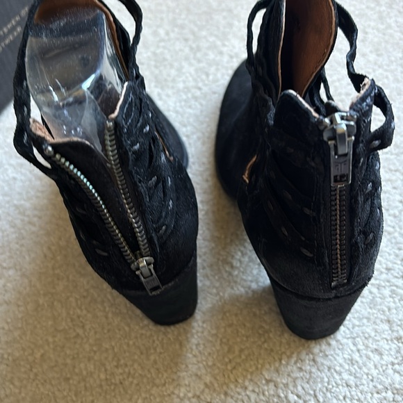 New in box Frye Naomi Pickstitch shootie Boot 8 - Picture 2 of 4